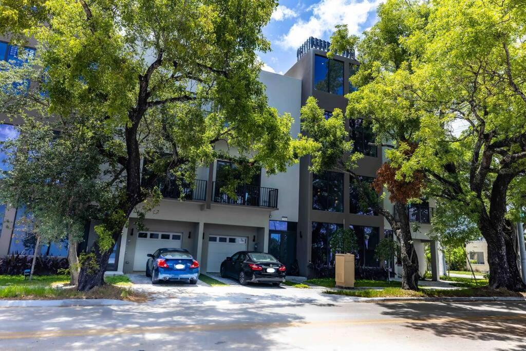 Huge 4 Bedroom Townhouse W/ Private Rooftop & Bbq Miami Eksteriør billede