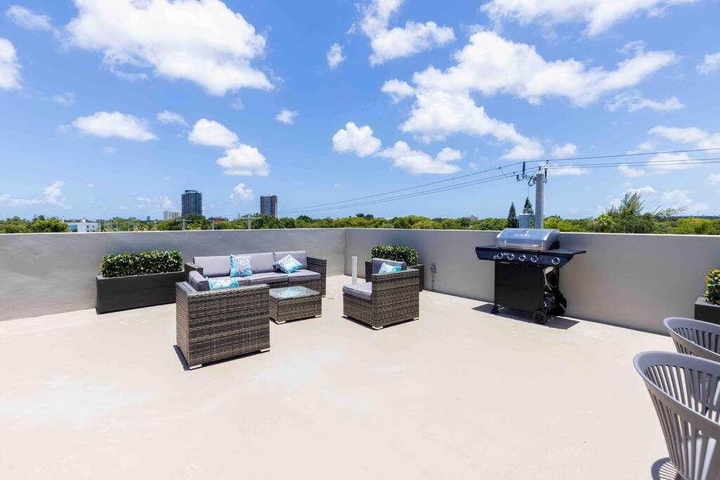 Huge 4 Bedroom Townhouse W/ Private Rooftop & Bbq Miami Eksteriør billede